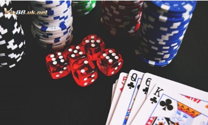 Sam 4 Quan sát những lá bài đối thủ đánh ra trong mỗi lượt chơi