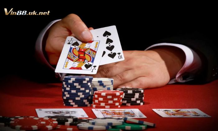 Bật mí mẹo chơi Poker nắm chắc phần thắng từ cao thủ